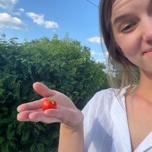 Meet your Posher, Madeline